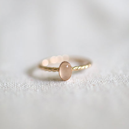 LIORA OVAL