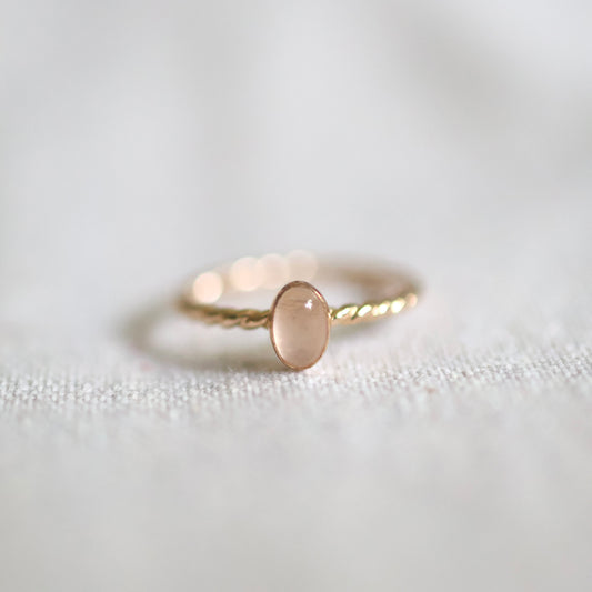 LIORA OVAL