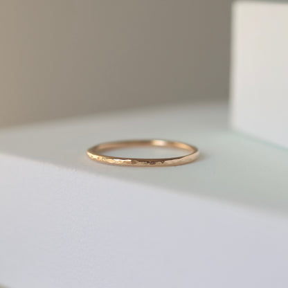 TEXTURED LINE